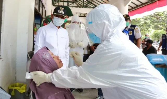 Rapid Test Antigen di Terminal Poris Plawad Pastikan Penumpang dan Pengemudi Bebas Covid-19