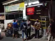 Waduh, Beli Rokok Uangnya Kurang Pedagang dan Pembeli Adu Bacok