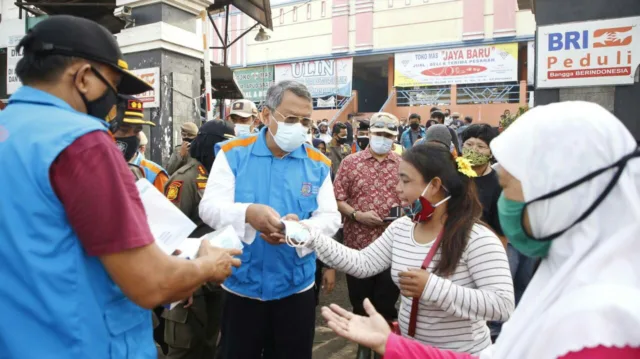 Sidak di Pasar, 90 Persen Warga Tangsel Tertib Gunakan Masker