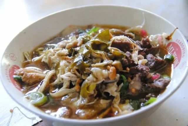 Soto Khas Purbalingga Campuran Daun So