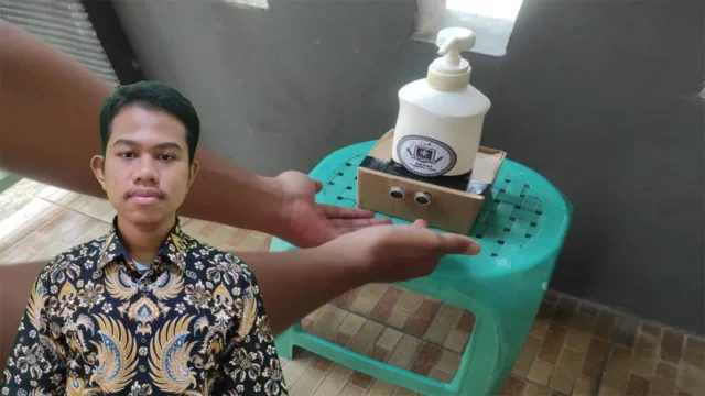 Dengan Sensor Ultrasonik pada Hands Sanitizer, Membunuh Tanpa Menyentuh