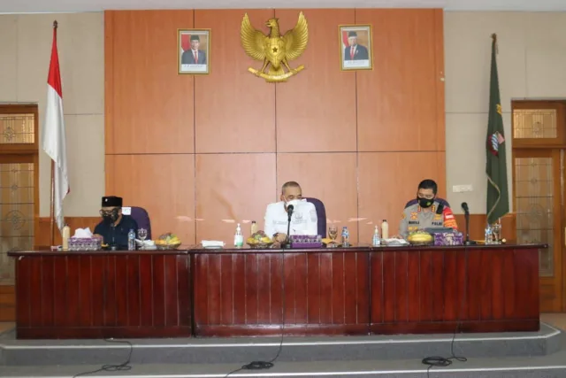 Hadiri Rakor Forkopimda Pilkades Serentak, Kapolresta Tangerang Dorong Kampanye Cakades