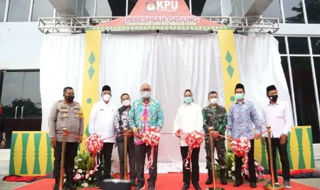 Airin Resmikan Kantor KPU Tangsel