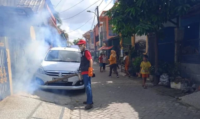 8 Keluarga di Karawaci Terjangkit DBD, PMI Kota Tangerang Lakukan Fogging