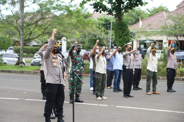 Gelar Apel Persiapan, Dandim Mengajak personil Pengamanan Paskah