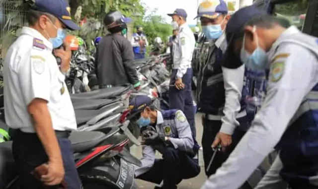 Parkir Dilokasi Ini, 139 Kendaraan Digembosi Dishub Kota Tangerang