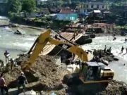 Jembatan Ciberang yang terletak di Desa Ciladaeun, Kecamatan Lebakgedong, Kabupaten Lebak, Banten.