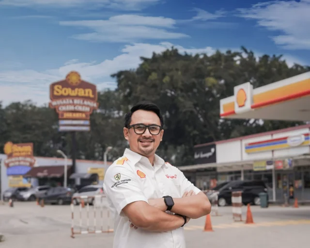 Gober Pramono, Mitra Dealer SPBU Shell Soewarna