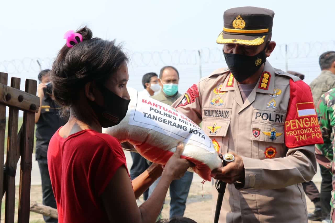 Vaksinasi Massal, Polisi Sasar Langsung Pemukiman Warga Kota Tangerang