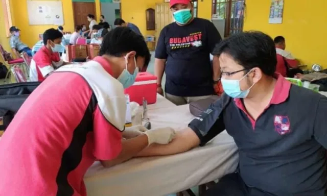 Misi Kemanusiaan Atasi Covid-19, PMI Kota Tangerang Jemput Donor Plasma Konvalasen