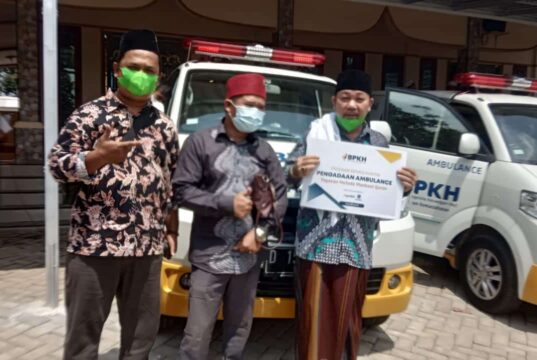 Melalui usulan legislator DPR RI Hasbi Asyidiki Jayabaya, Rumah Aspirasi MHJB salurkan empat Ambulance tahap II di Dapil Banten I pada Senin (16/08/2021).