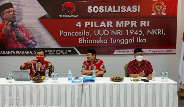 Ananta Wahana Anggota DPR RI Bareng DPC PDIP Tangerang Sosialisasikan 4 Pilar MPR RI ke Pendamping PKH