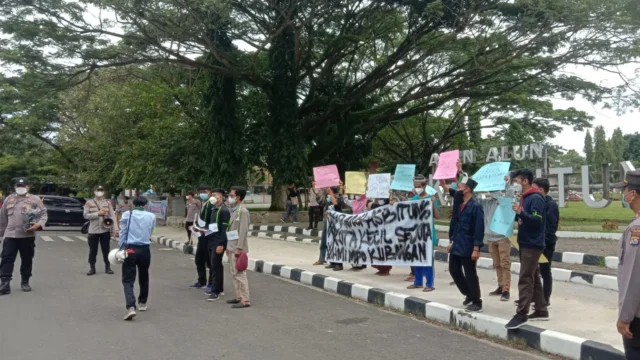 HMI MPO Kabupaten Lebak kritisi permasalahan drainase.