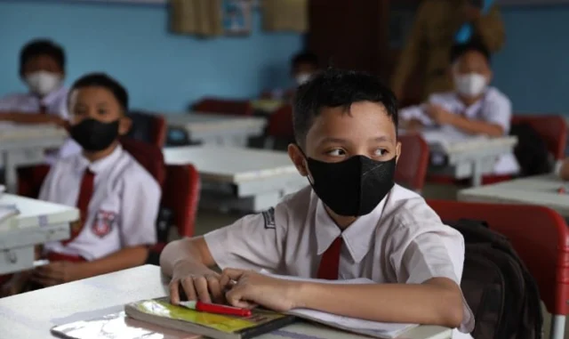 Sekolah Terbatas di Kota Tangerang Hari Ini, Dindik Pastikan Berlangsung Aman