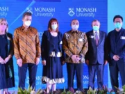 Peresmian kampus Monash University.