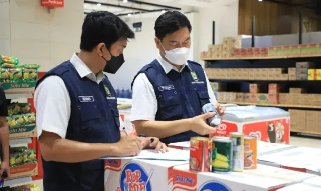 Disperindagkop UKM Kota Tangerang Awasi Peredaran Bahan Makanan dan Parsel