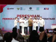 Bersama Menteri BUMN dan Menhub, Wali Kota  Tangsel Resmikan Wajah Baru Stasiun Pandokranji