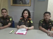 Kepala Kejari Kabupaten Tangerang Nova Elida Saragih saat konferensi pers.