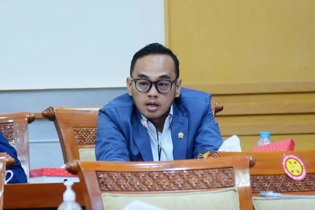 Anggota Komisi III DPR RI Moh. Rano Al Fath saat mengikuti Rapat Kerja Komisi III DPR RI dengan Menteri Hukum dan HAM RI di di Ruang Rapat Komisi III DPR RI, Gedung Nusantara II, Senayan, Jakarta, Senin (6/6/2022). Foto: Jaka/nvl