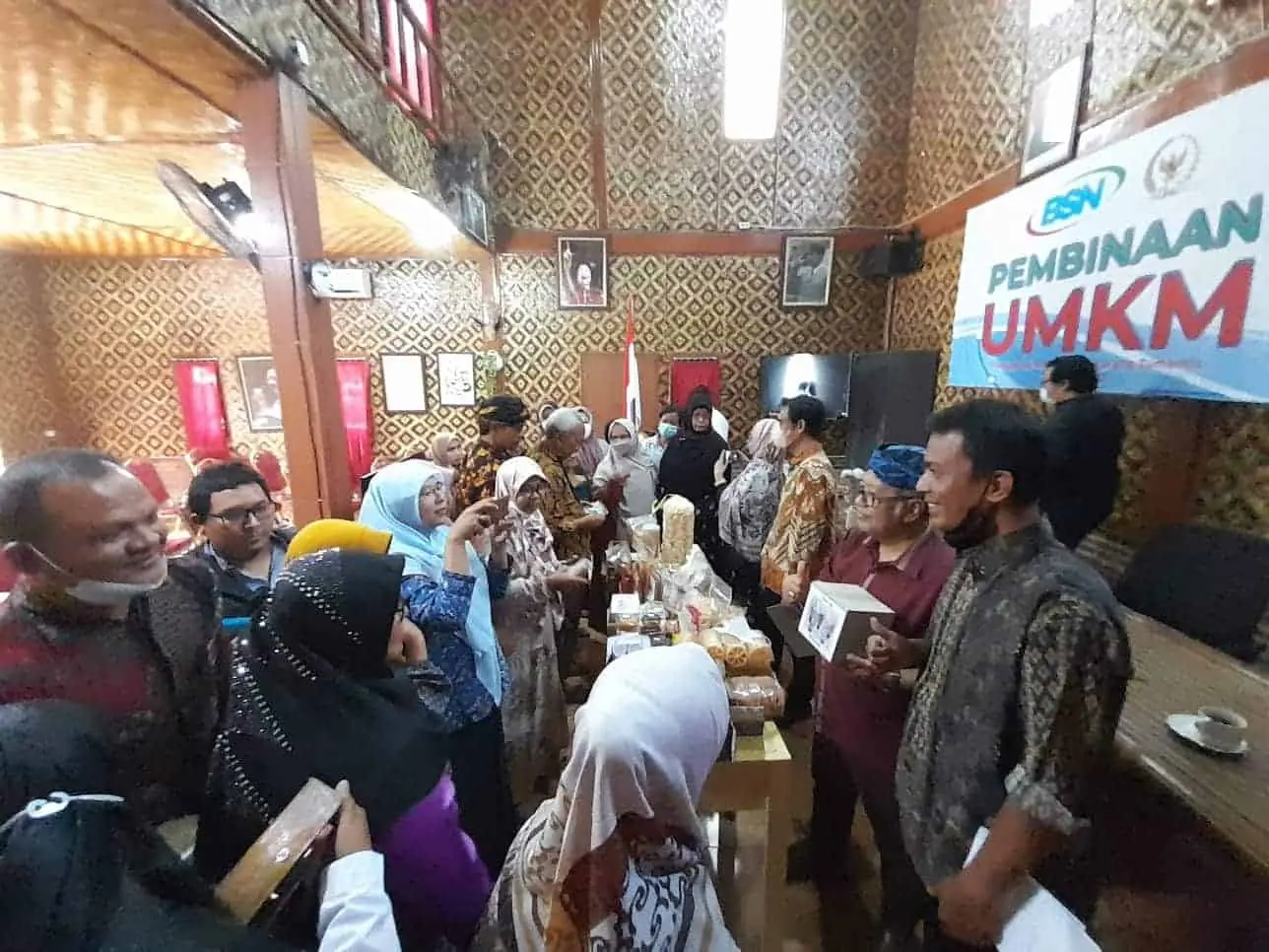 Kegiatan pelatihan pembinaan pelaku UMKM.