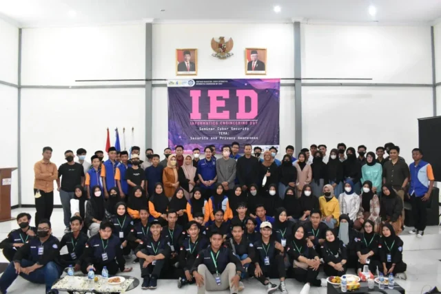 Peringati Hari Jadi, Himpunan Mahasiswa Teknik Informatika (HUMANIKA) UNBAJA Mengadakan Seminar Cyber Security