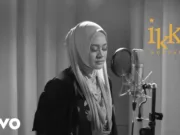 Lirik Lagu Terhanyut Dalam Kemesraan Ikke Nurjanah