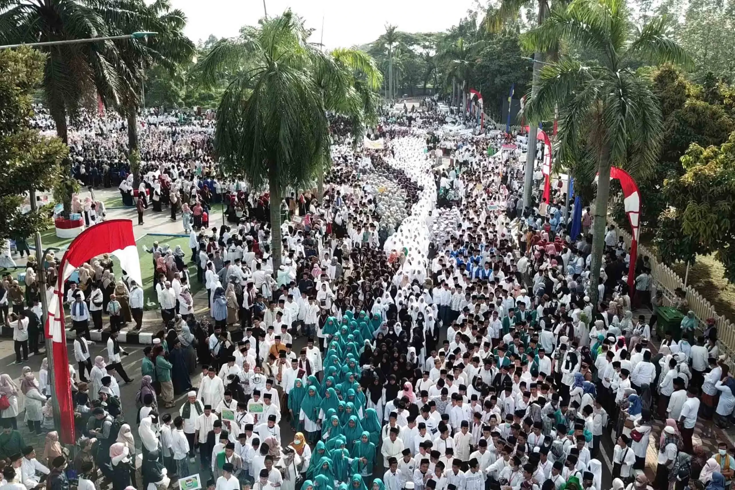 Kirab Santri Meriahkan HSN 2022 di Kota Tangerang, Simak Pesan Walikota!