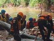 Mitigasi Bencana, Pemkot Bersama Tim Gabungan Kebencanaan Lakukan Giat Bersih Sungai