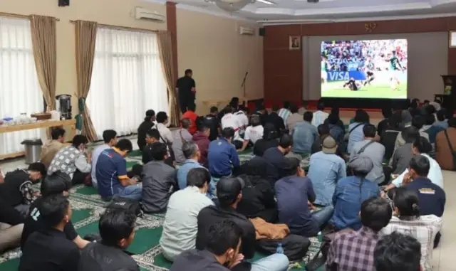 Ini Suasana Nobar Laga Argentina Vs Saudi Arabia di Polres Metro Tangerang Kota