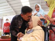 Kasih Ibu Sepanjang Masa, Begini Momen Haru Hari Ibu ke- 94 di Kota Tangerang