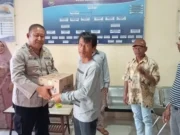 ABK Kapal Tenggelam di Kepulauan Seribu Terima Bantuan Polsek Pakuhaji