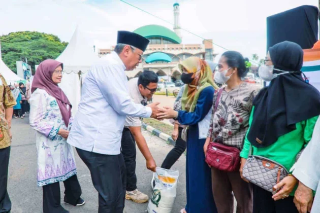 Buka Bazar Ramadan di Pamulang, Benyamin Langkah Pemkot Kendalikan Inflasi