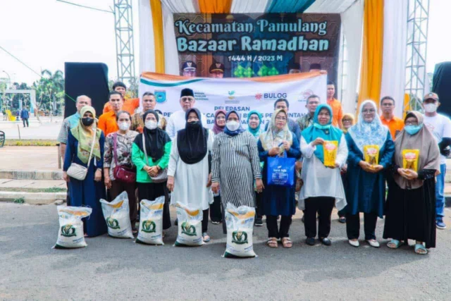 Buka Bazar Ramadan di Pamulang, Benyamin: Langkah Pemkot Kendalikan Inflasi