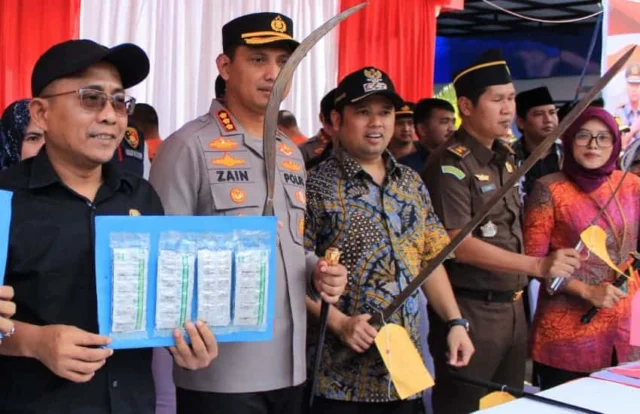 Polisi Sita Berbagai Senjata Tajam dari 10 Pelaku Tawuran Selama Ramadan 1444 H