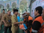 Berkah Ramadan, 466 Tukang Sapu di Kota Tangerang Dapat Paket Sembako