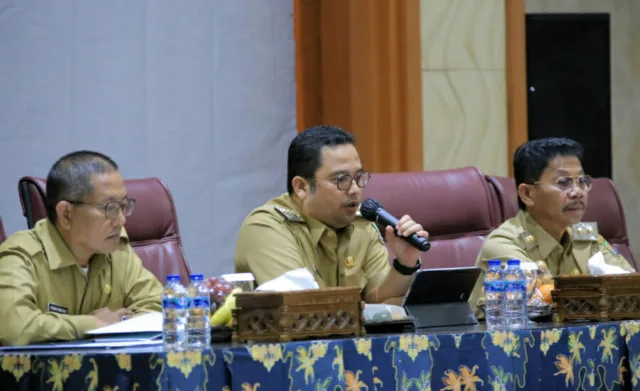 Evaluasi, Walkot Tangerang Tekankan Percepatan Layanan dan Pembangunan