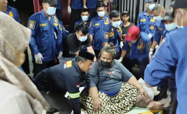 Ada Lagi, Pria Obesitas 200Kg Asal Kota Tangerang di Evakuasi BPBD ke RSUD