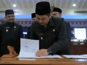 DPRD dan Pemkot Tangerang Sepakati Perubahan KUA-PPAS 2023