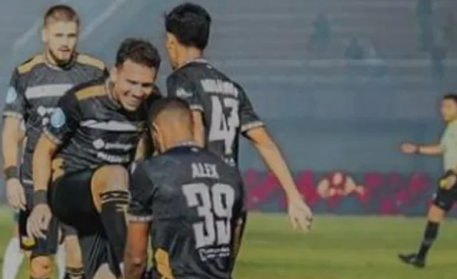 Dewa United FC Libas PSS Sleman 3 - 1 di Stadion Indomilk Arena