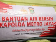 Polisi Lepas 120.000 Liter Air Bersih untuk masyarakat Tangerang di 24 Lokasi