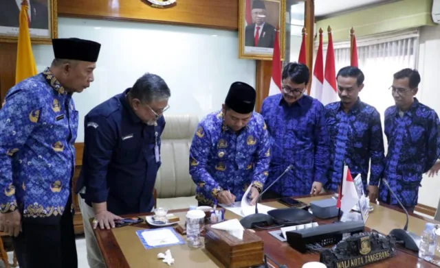 Cair, Pemkot Berikan Dana Hibah ke KPU Kota Tangerang untuk Pemilu 2024