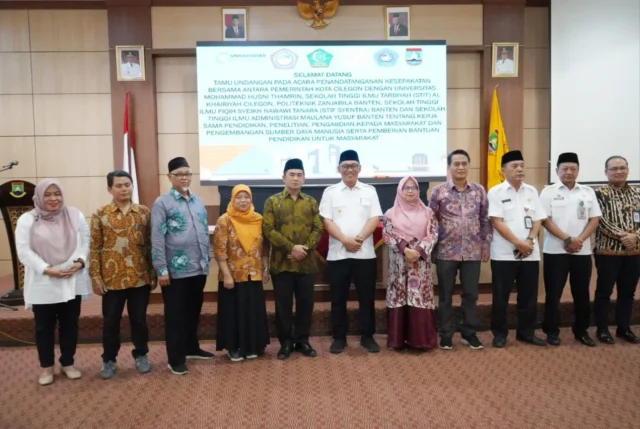 Dokuementasi pasca MoU Beasiswa 5 Perguruan tinggi bersama walikota cilegon