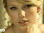 Lirik Lagu Love Story dan Terjemahan - Taylor Swift (Video)