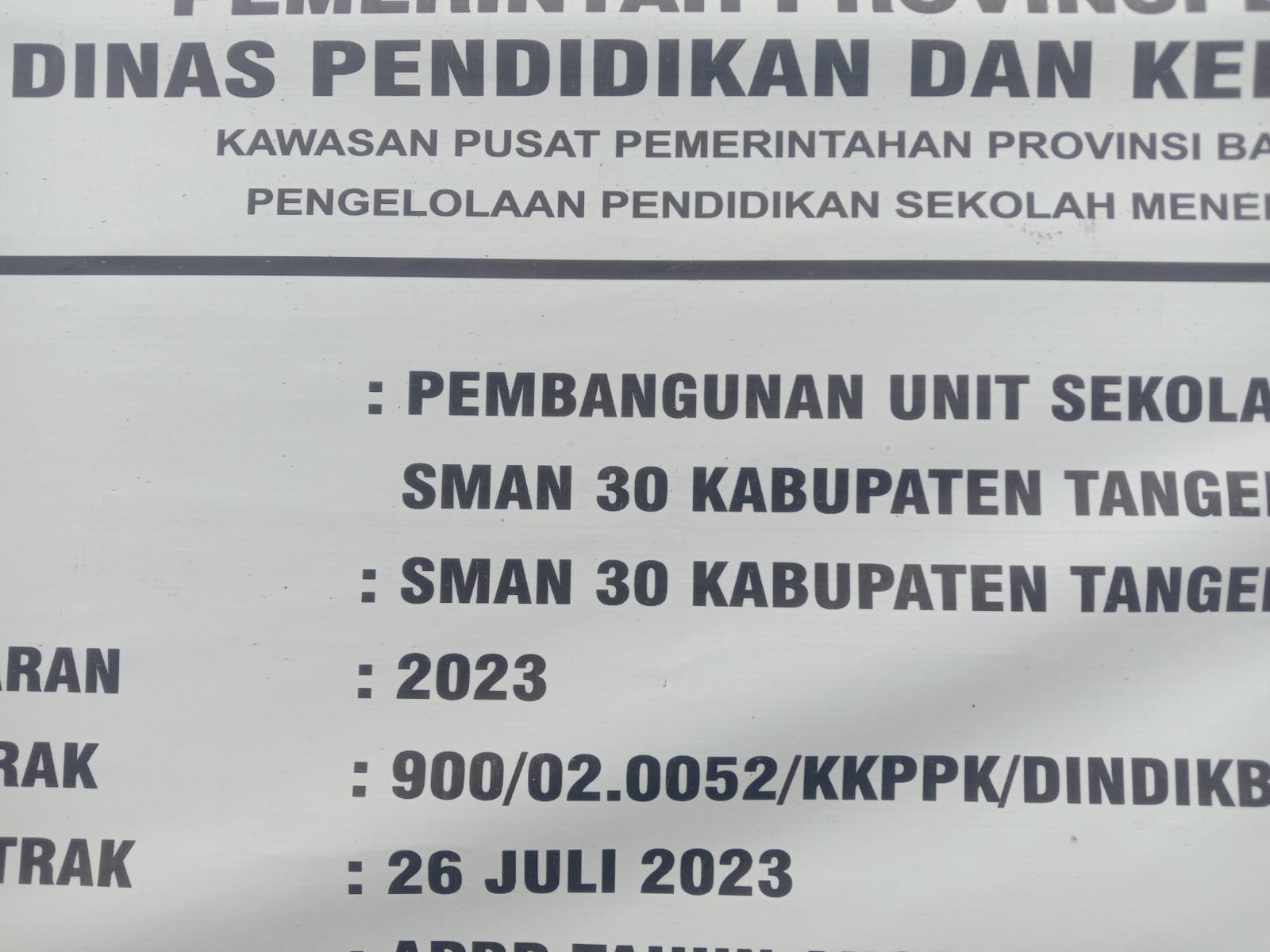 Proyek Pembangunan SMAN 30 Kabupaten Tangerang Diduga Abaikan K3, Pelaksana Terkesan Cuek