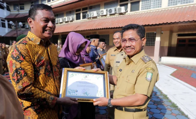 Kampung Binaan Polres Metro Tangerang Kota Raih Penghargaan Kampung Iklim dari KLHK