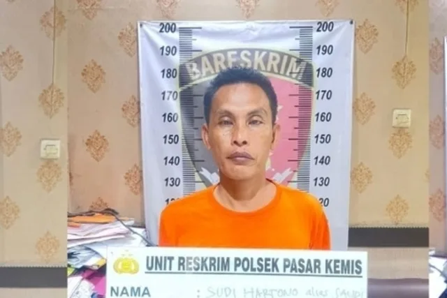 Seorang debitur yang bacok mata elang berinisial D (38), kini di amankan reskrim polsek pasar Kemis, Photo: (Istimewa)