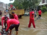 Atasi Banjir, DSDABMBK Tangsel Turunkan Pompa Penyedot Air