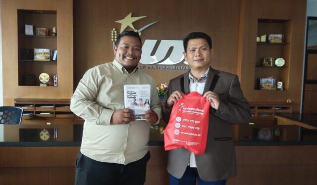 Humas STIA Maulana Yusuf Banten Lakukan Kunjungan Kerja Ke UBL Sharing Strategi Promosi Kampus