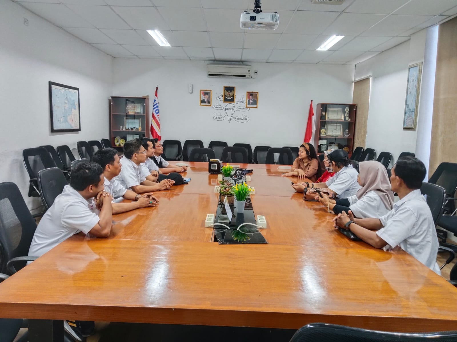 Pengurus SMSI Kabupaten Tangerang Jalin Silaturahmi dengan PT Sumber Alfaria Trijaya Tbk Balaraja