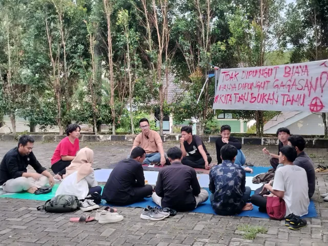 FUMA STISIP Banten Raya dan Ormawa Bahas Isu Sosial dan Politik Pandeglang, pada Sabtu (06/04/2024).